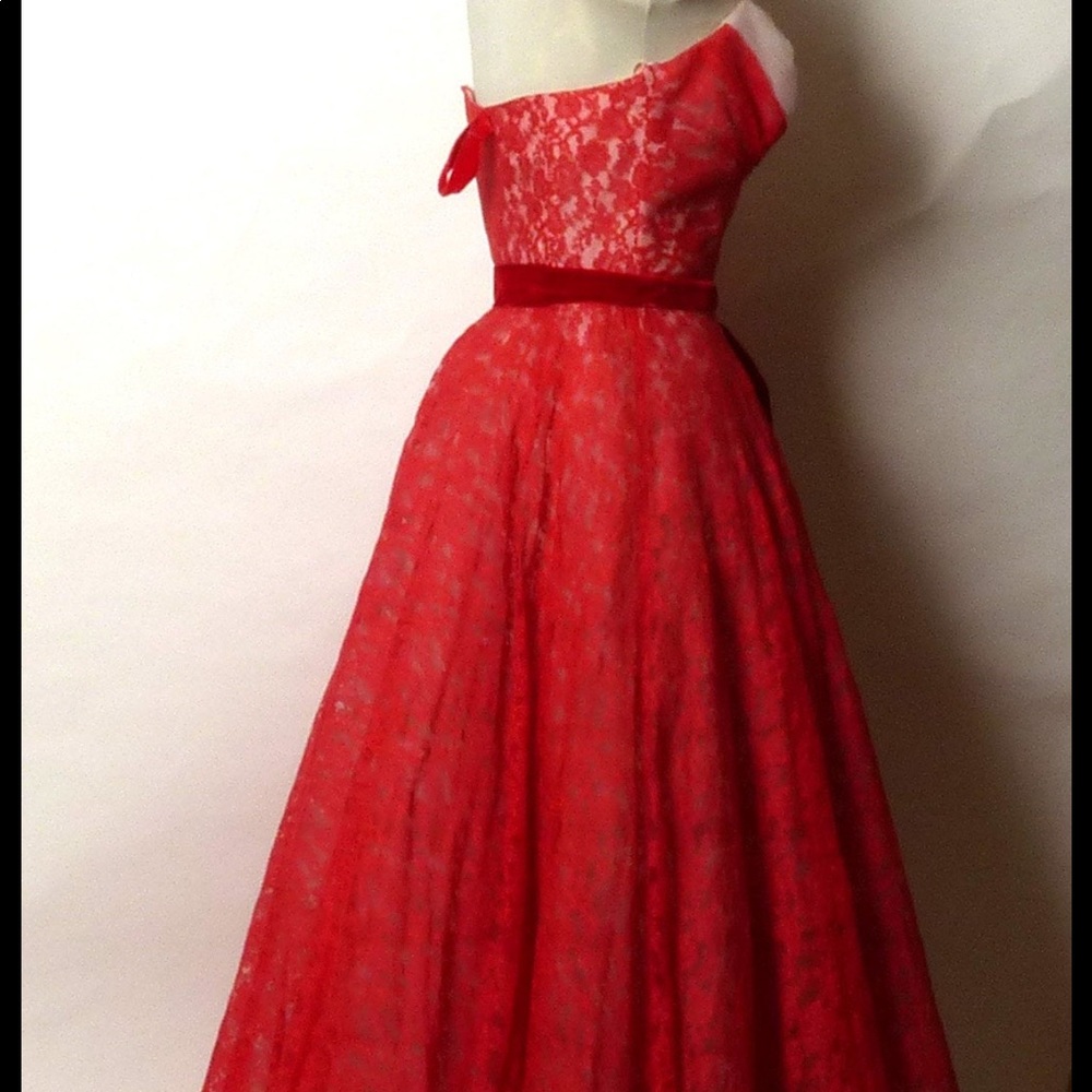 Stunning Vintage red dress 1950! Flawless ❤️💋 SOLD - Picture 3 of 4